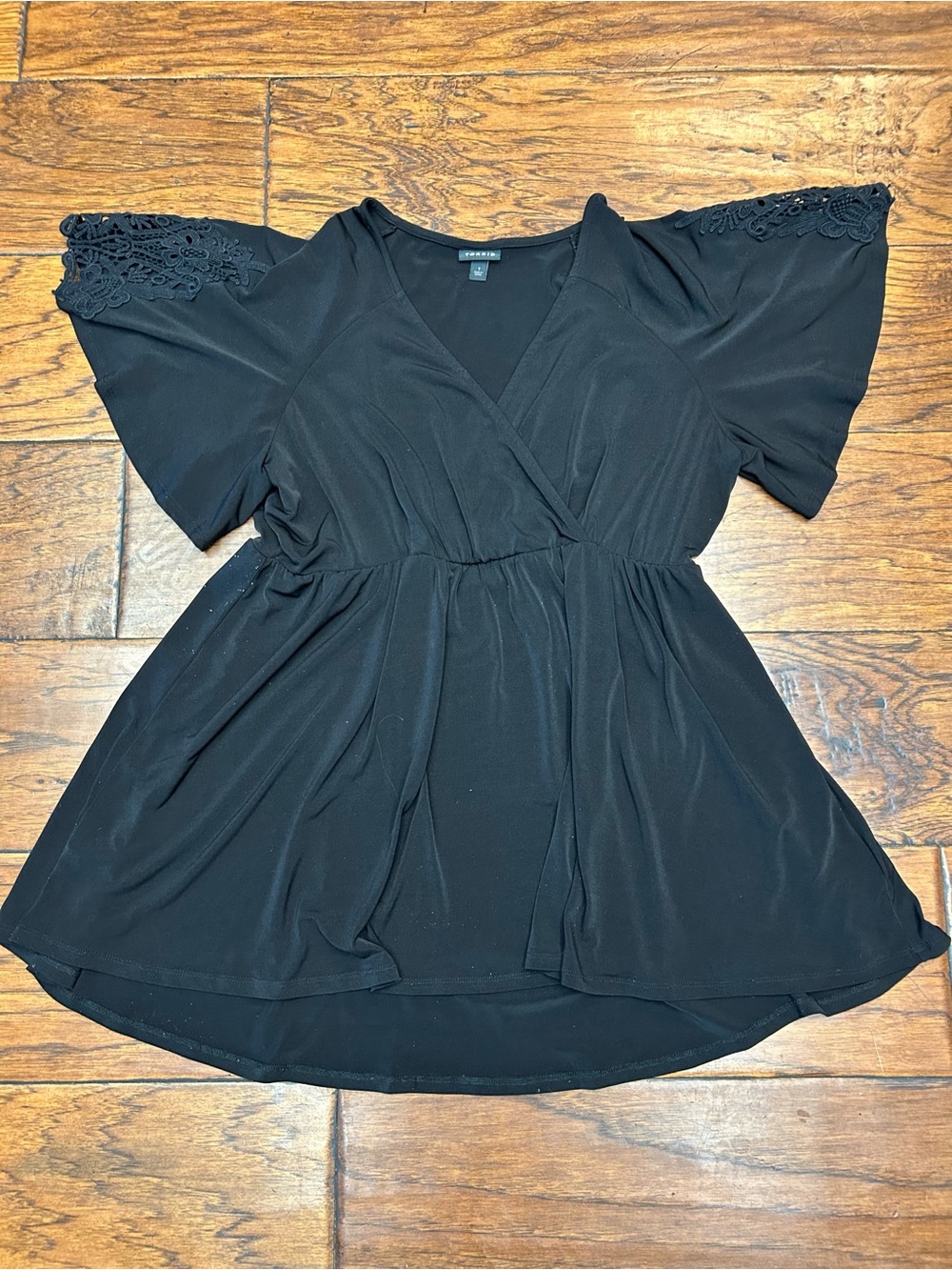torrid Black Faux-Wrap Tunic with Lace Shoulders - Picture 3 of 7